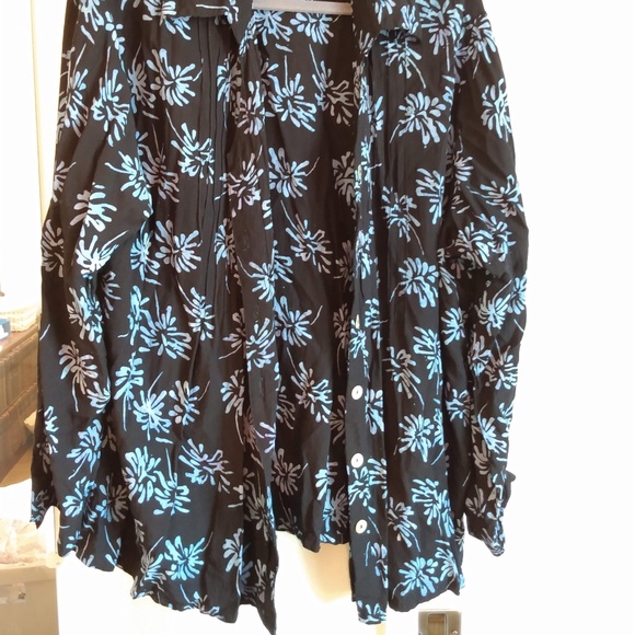 MakingItBig Rayon Button-Up Batik Shirt - Picture 2 of 3